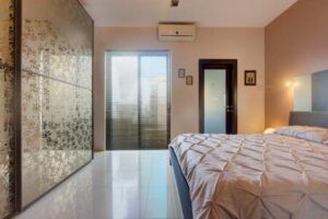 Steps from the Sea – Side Seaview Apt.