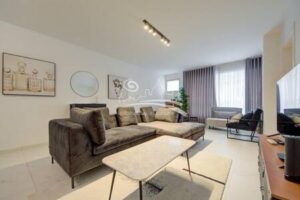 Central Two Bed – Short Walk to St Julian’s & Sliema