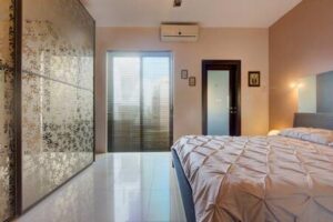 Steps from the Sea – Side Seaview Apt.