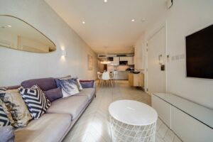 Modern 2BR | Spinola Views | Near Paceville